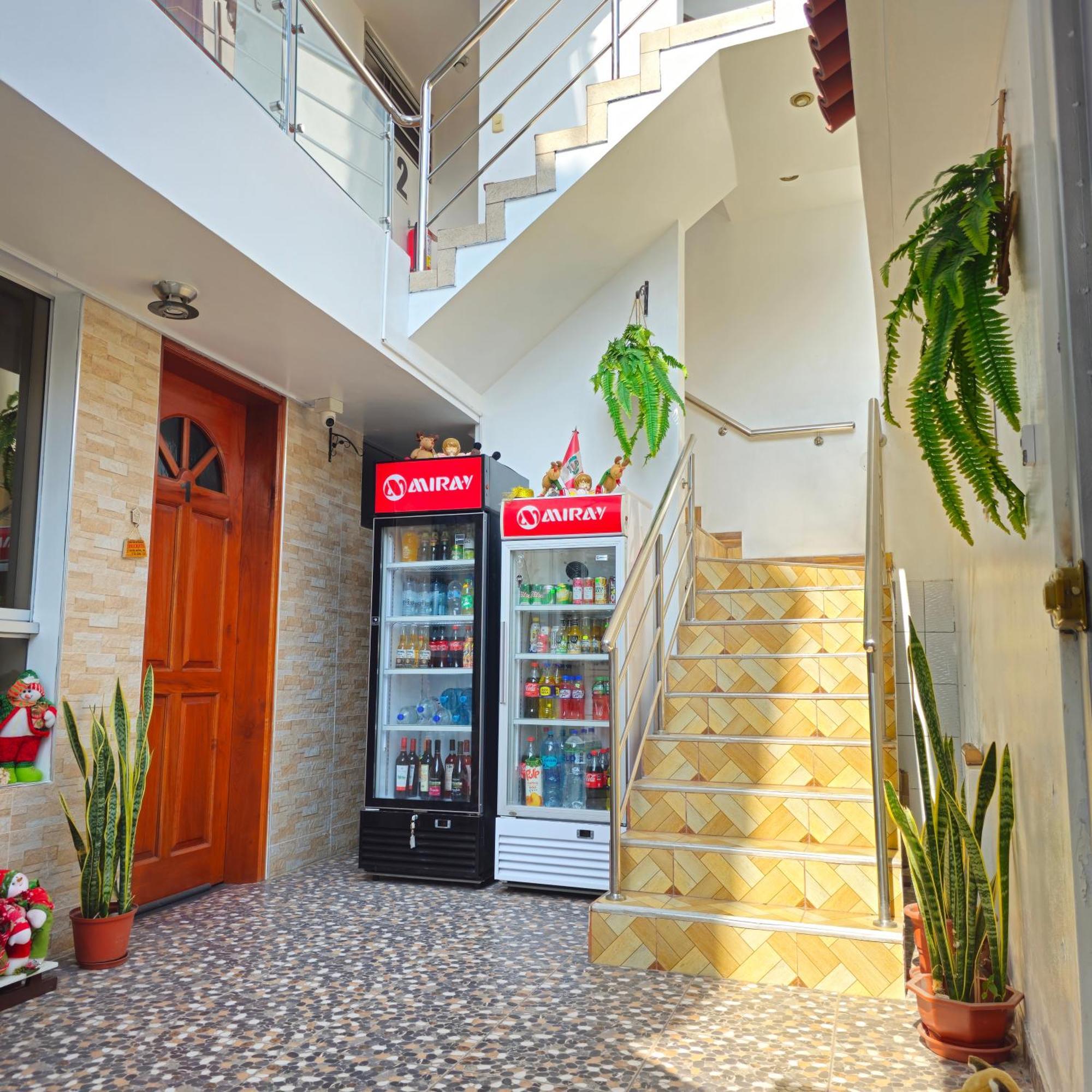 Hospedaje Celerina & Elio Lima Extérieur photo